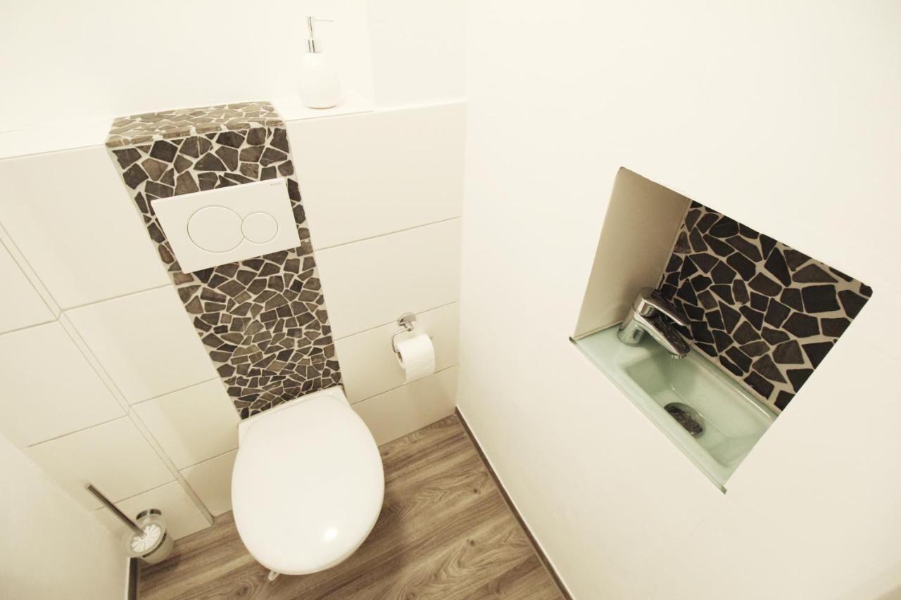 Secret Hideaways Space Loft Wohndesign Auf 2 Etagen L 450M Bis Uni Duisbourg Extérieur photo